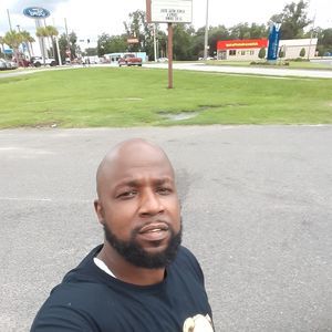 Meet your Posher, Lorenza